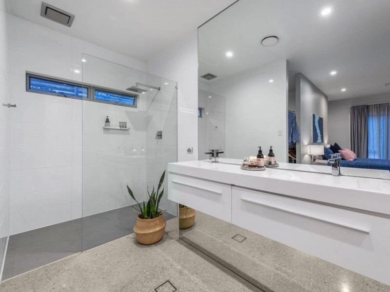 9 Foxwood Circuit, Wakerley QLD 4154