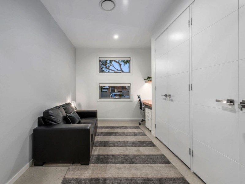 9 Foxwood Circuit, Wakerley QLD 4154