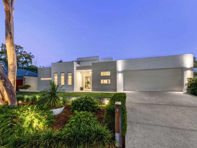 9 Foxwood Circuit, Wakerley QLD 4154