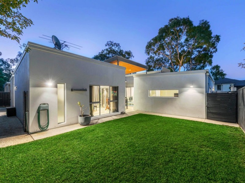 9 Foxwood Circuit, Wakerley QLD 4154