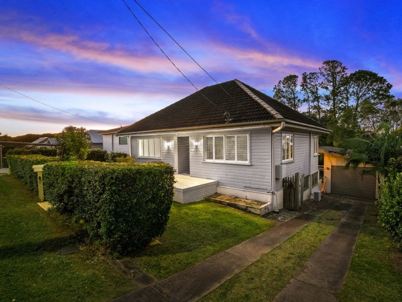 32 Bernays Road, Wynnum West QLD 4178