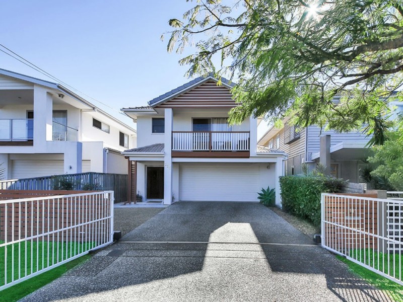 111 Moreton Avenue, Wynnum QLD 4178