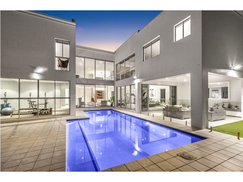 11 John Street, Manly West QLD 4179