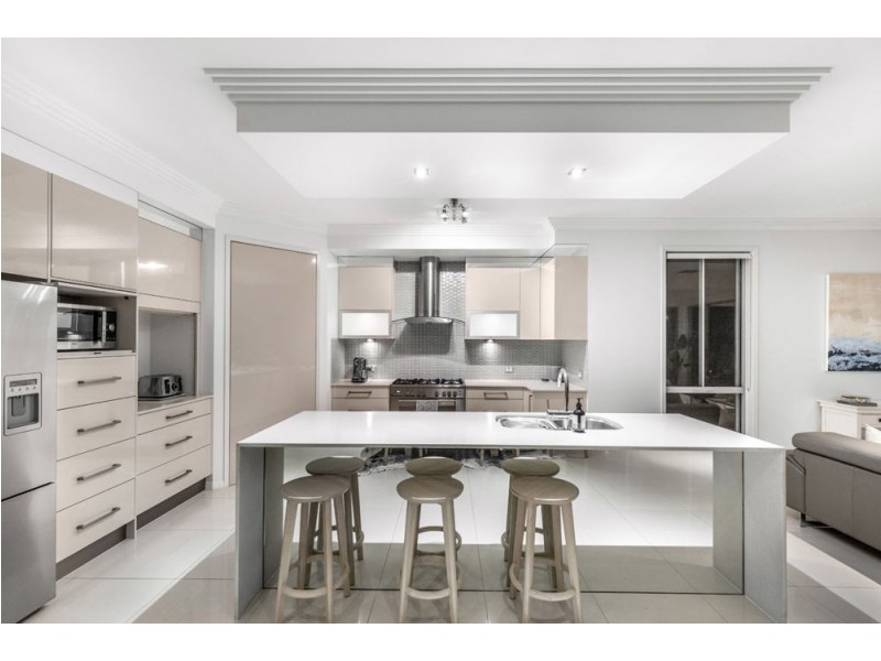 11 John Street, Manly West QLD 4179