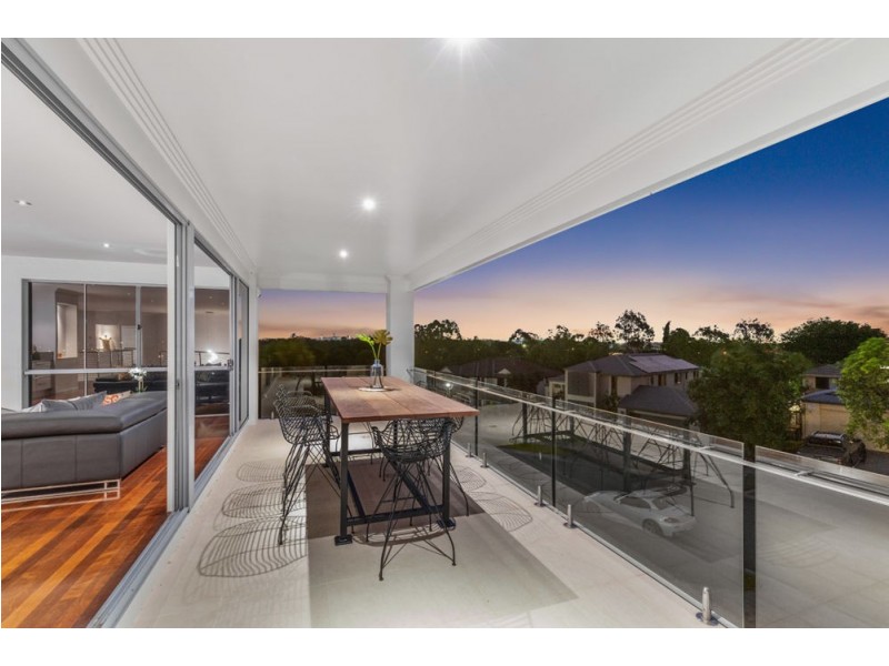 11 John Street, Manly West QLD 4179