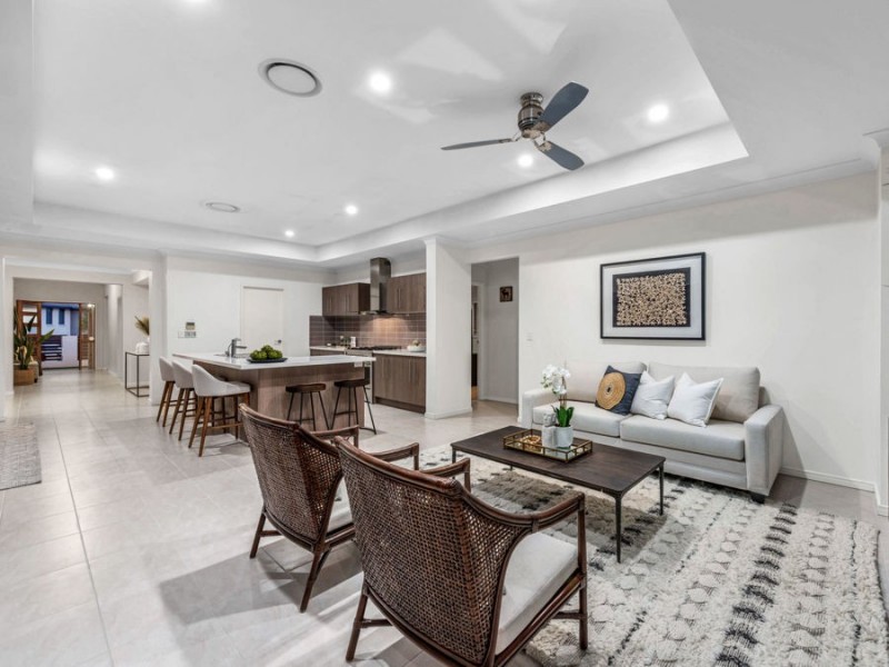 28 Gumdale Street, Wakerley QLD 4154