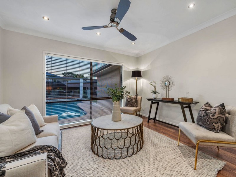 28 Gumdale Street, Wakerley QLD 4154