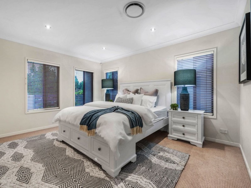 28 Gumdale Street, Wakerley QLD 4154