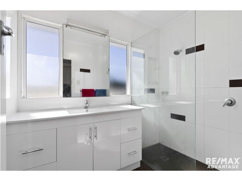 128 Wynnum North Rd, Wynnum QLD 4178