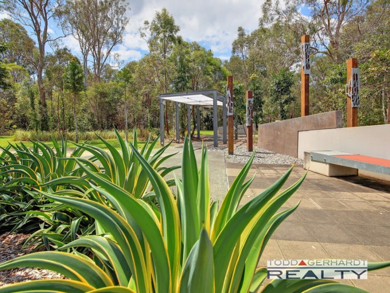 6 Thomson Place, Wakerley QLD 4154