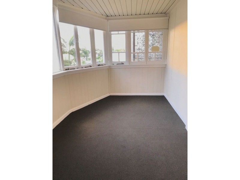 2/51 Ridge Street, Greenslopes QLD 4120