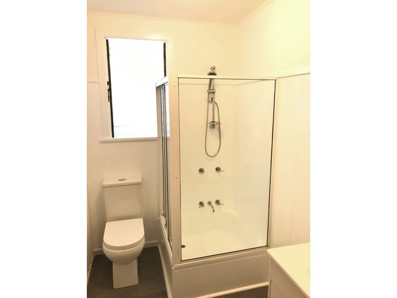 2/51 Ridge Street, Greenslopes QLD 4120