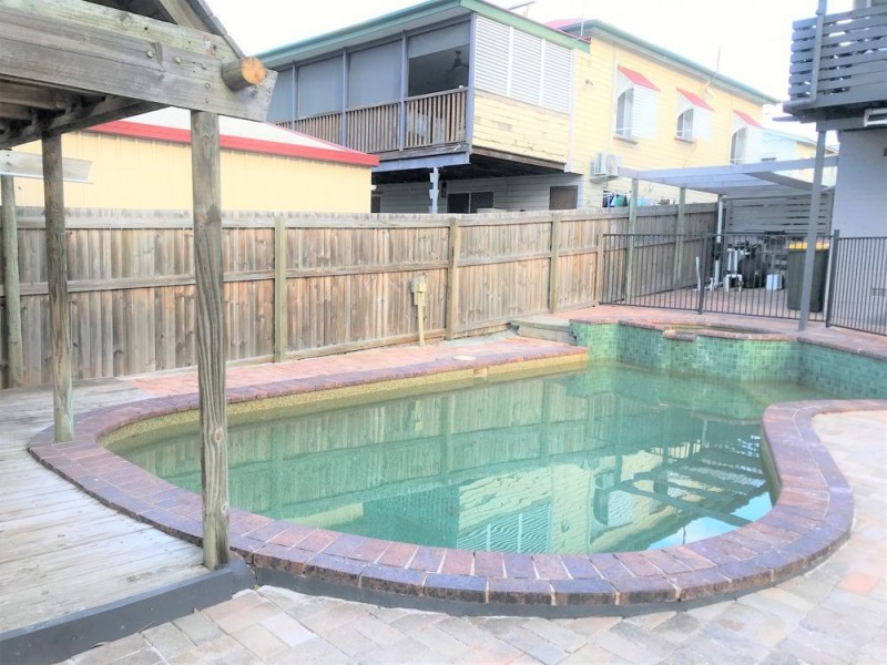 2/51 Ridge Street, Greenslopes QLD 4120