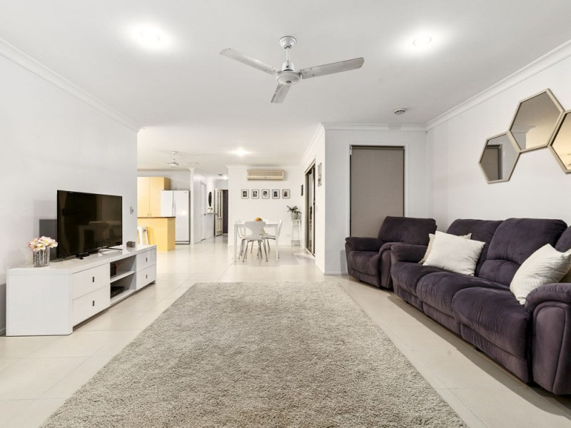 9 Cobbler Place, Hemmant QLD 4174