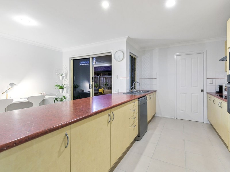 9 Cobbler Place, Hemmant QLD 4174