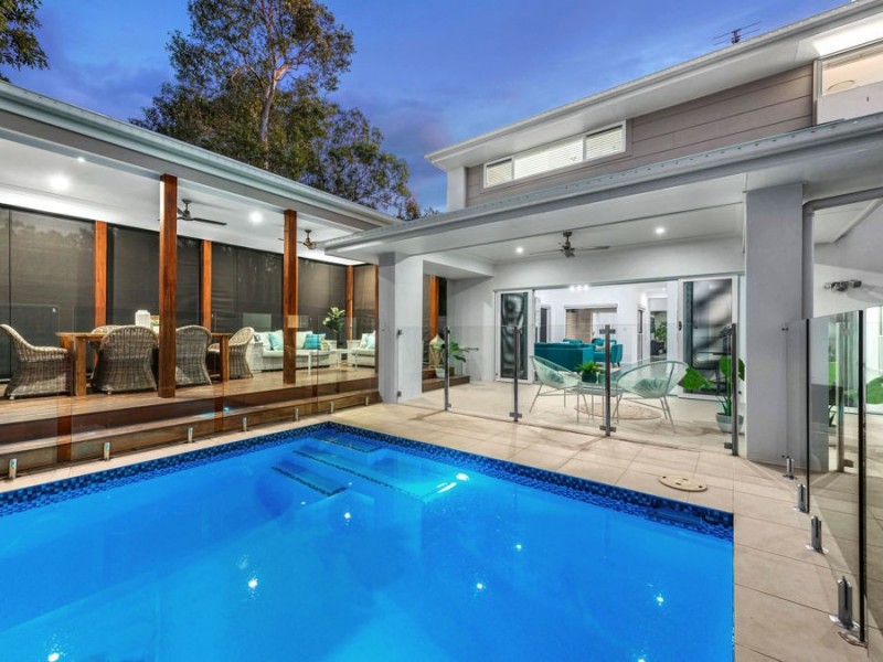 2 Foxwood Circuit, Wakerley QLD 4154