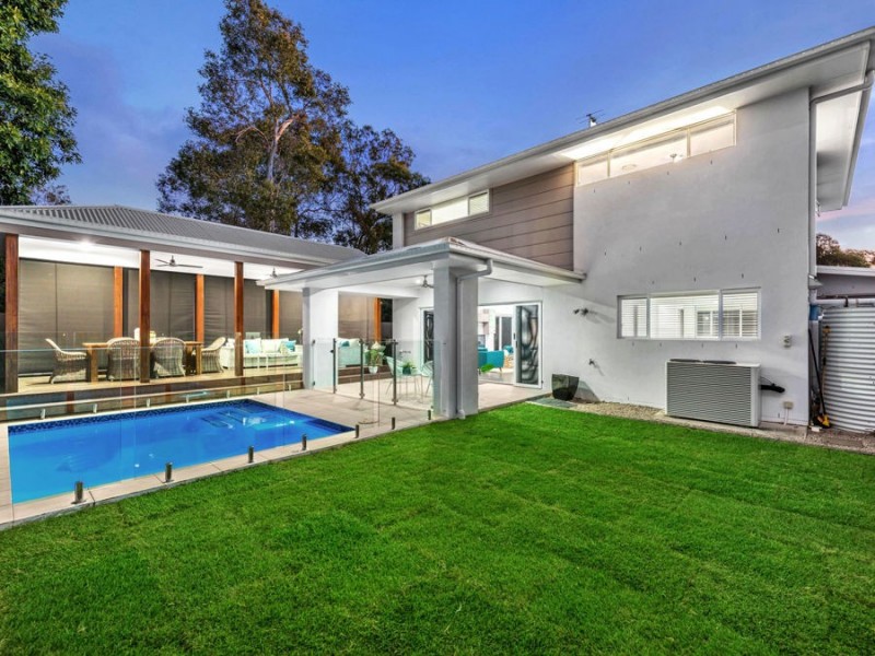 2 Foxwood Circuit, Wakerley QLD 4154
