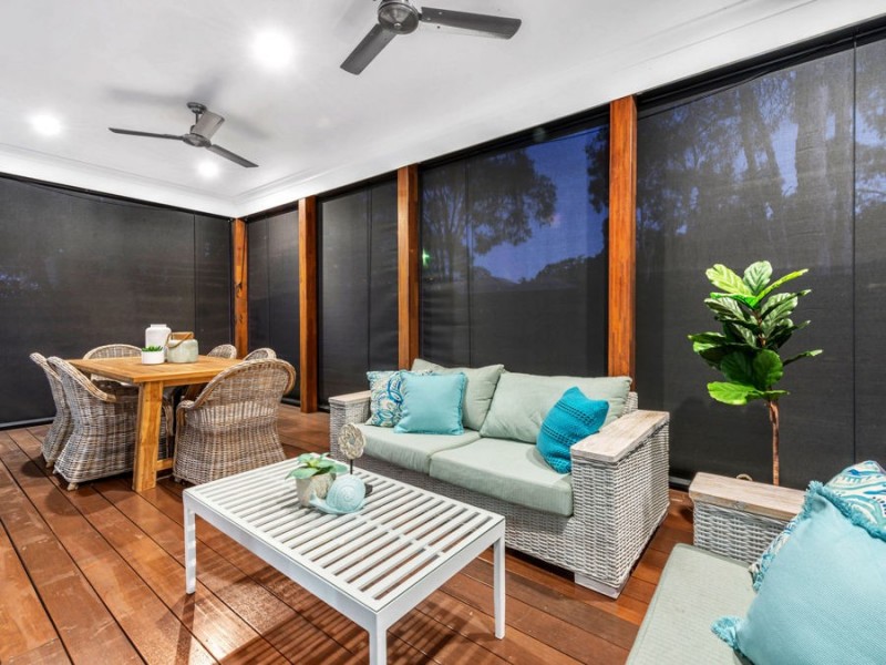 2 Foxwood Circuit, Wakerley QLD 4154