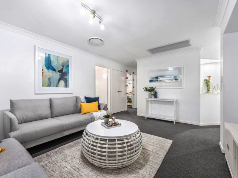 2 Foxwood Circuit, Wakerley QLD 4154