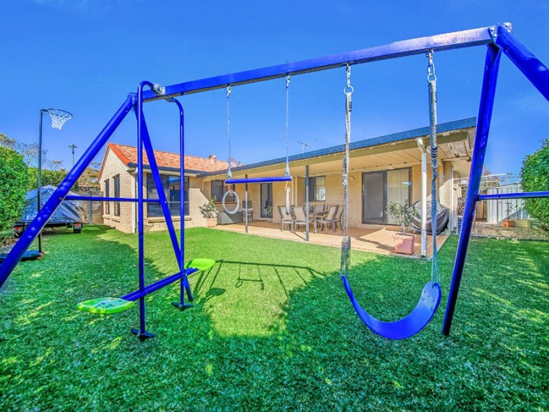 50 Isaacs Way, Wakerley QLD 4154