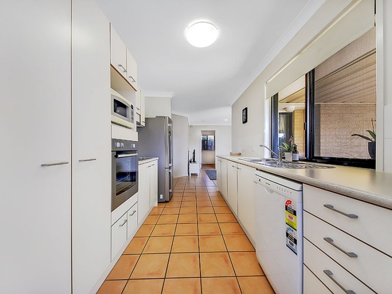 50 Isaacs Way, Wakerley QLD 4154