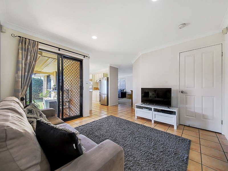50 Isaacs Way, Wakerley QLD 4154
