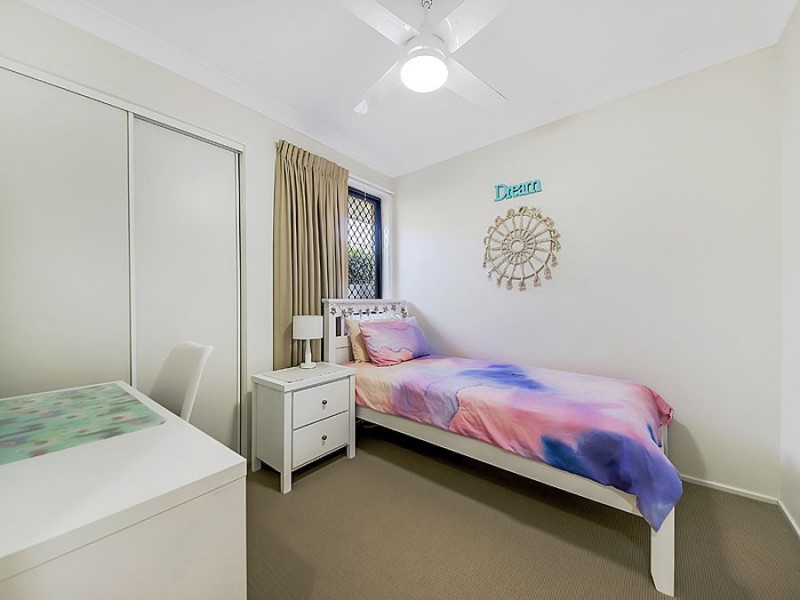 50 Isaacs Way, Wakerley QLD 4154