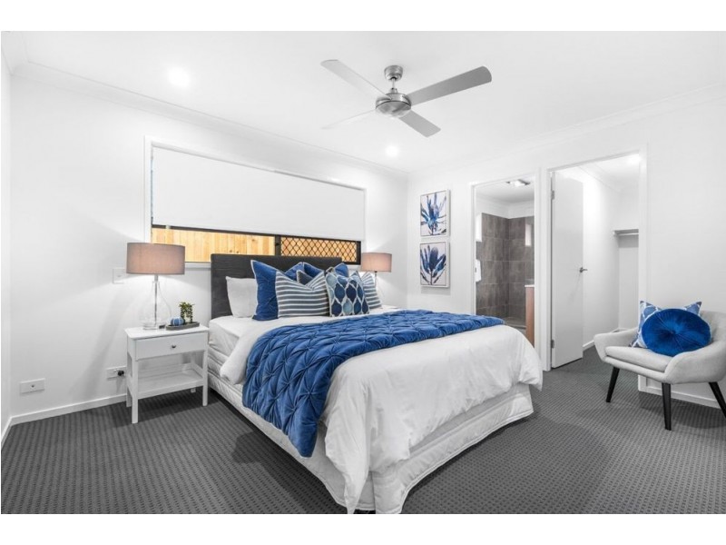 12 Violet Street, Wynnum QLD 4178