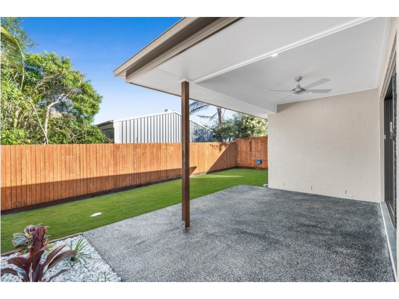 12 Violet Street, Wynnum QLD 4178