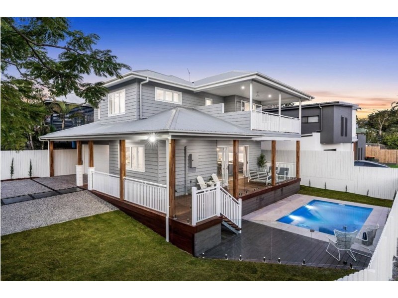16 Peel Street, Manly QLD 4179