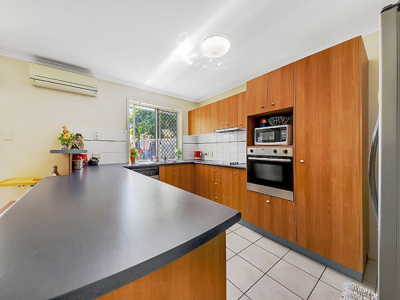 22/8 Zahner Pl, Manly West QLD 4179