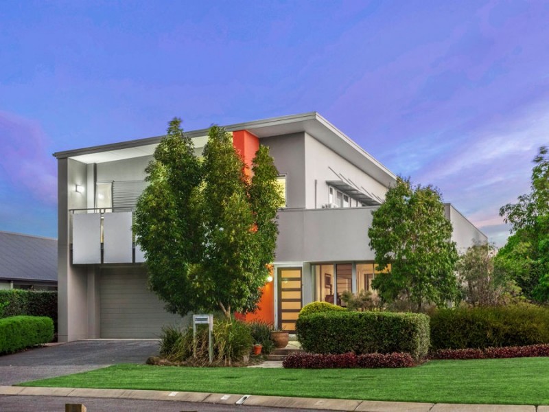 11 Margaret Crescent, Wakerley QLD 4154