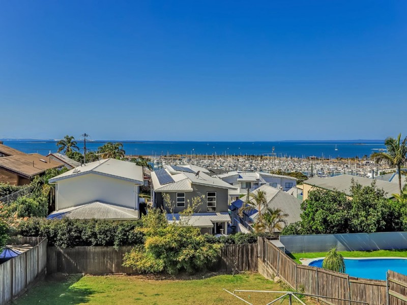 130 Ernest St, Manly QLD 4179