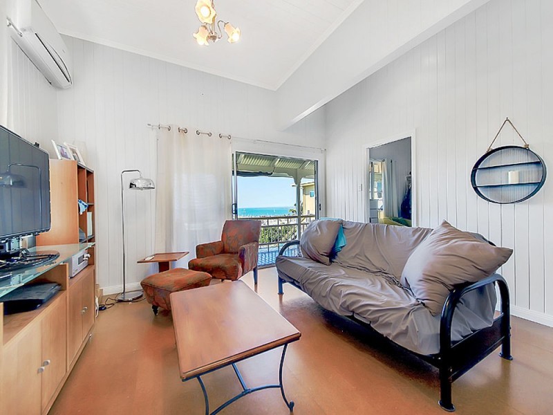 130 Ernest St, Manly QLD 4179