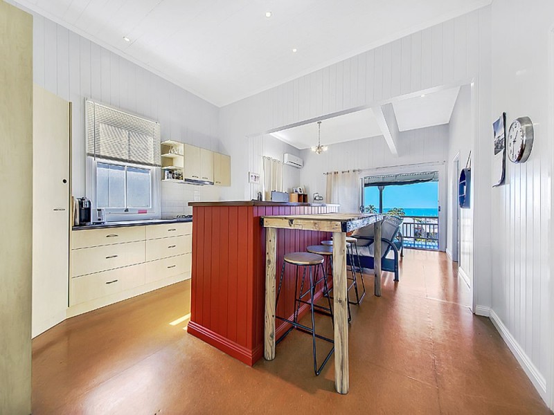 130 Ernest St, Manly QLD 4179