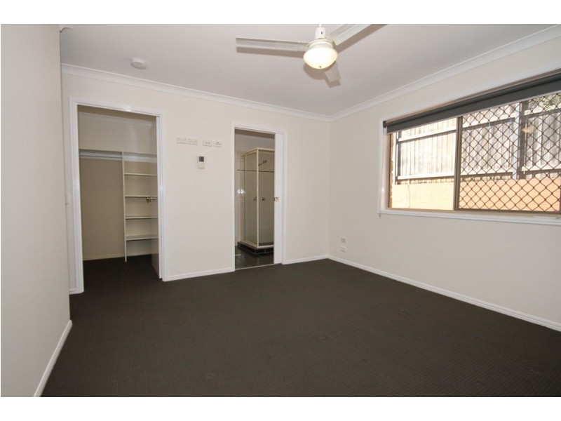 60 School Road, Wynnum West QLD 4178