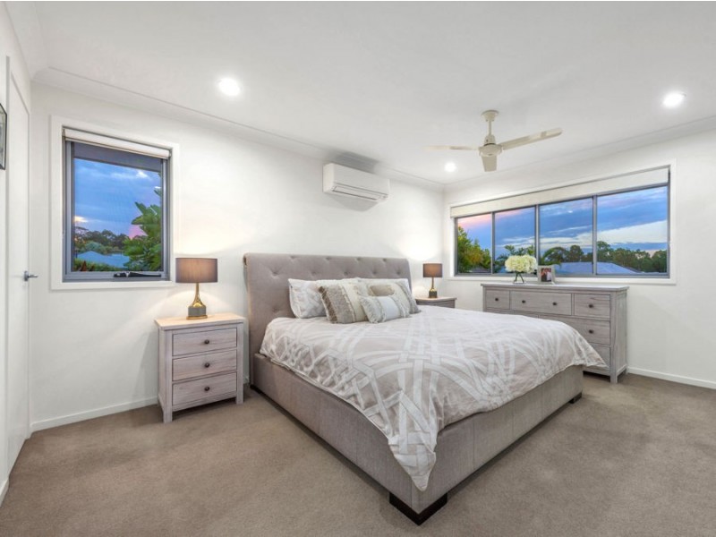 24 Brook Street, Wakerley QLD 4154