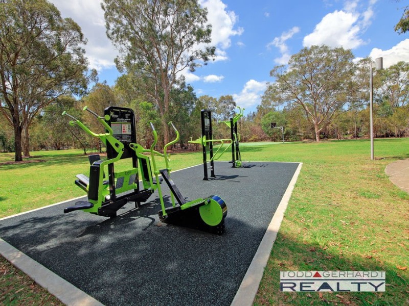 24 Brook Street, Wakerley QLD 4154