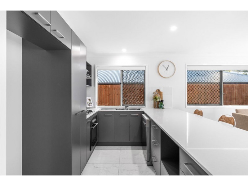 57 Ryder Street, Wynnum QLD 4178 RE/MAX Advantage Sold