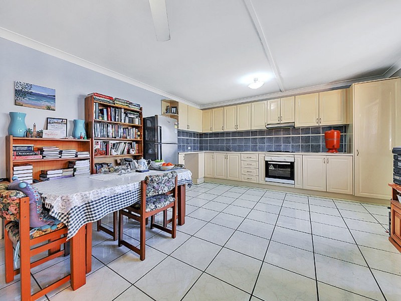 4/8 Ames Street, Coorparoo QLD 4151