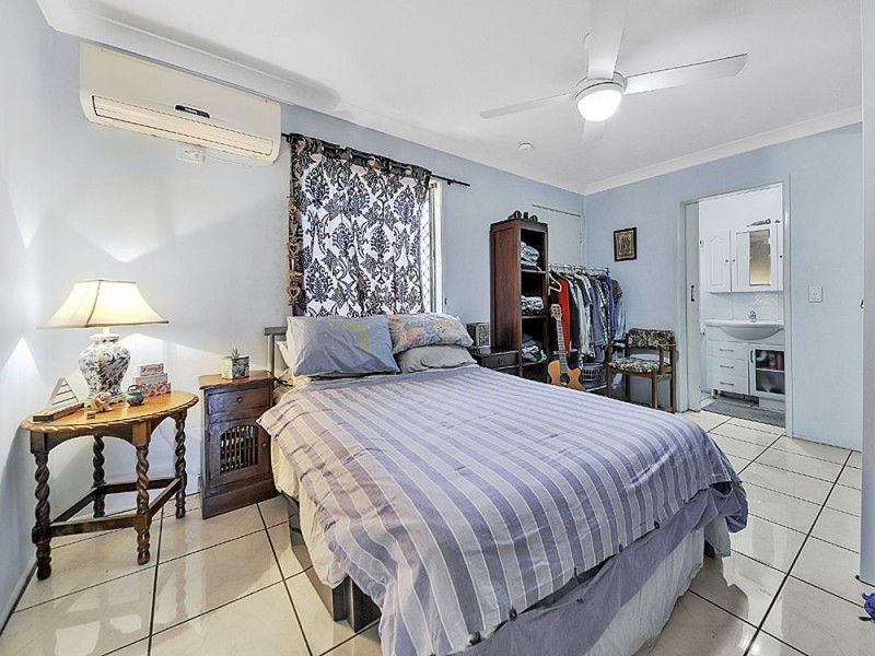 4/8 Ames Street, Coorparoo QLD 4151