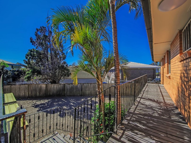 4/8 Ames Street, Coorparoo QLD 4151