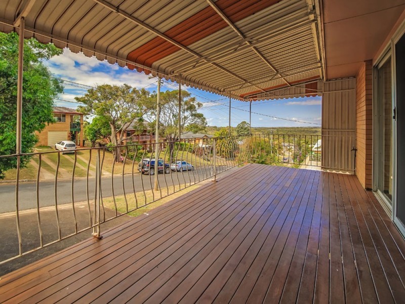 11 Yaringa Street, Manly West QLD 4179
