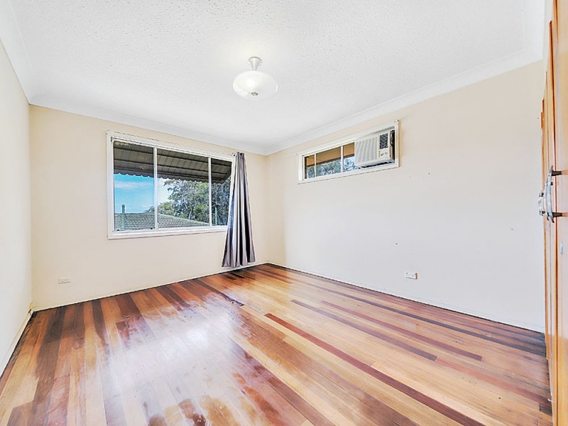 11 Yaringa Street, Manly West QLD 4179