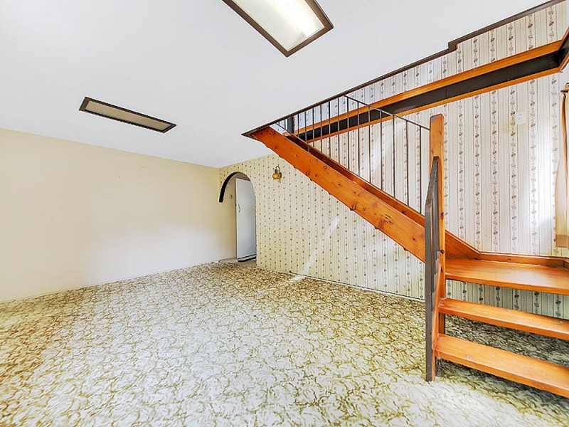 11 Yaringa Street, Manly West QLD 4179