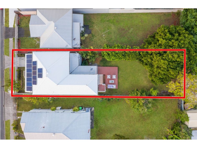 76 Clara Street, Wynnum QLD 4178