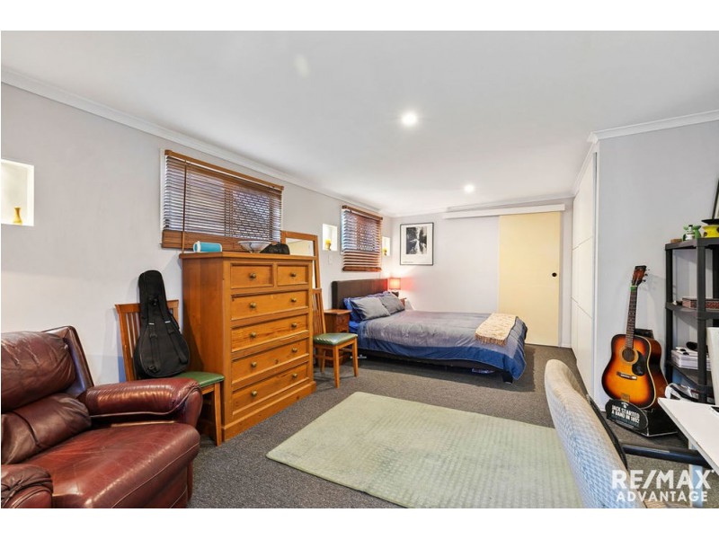 2 Melissa Street, Wynnum West QLD 4178