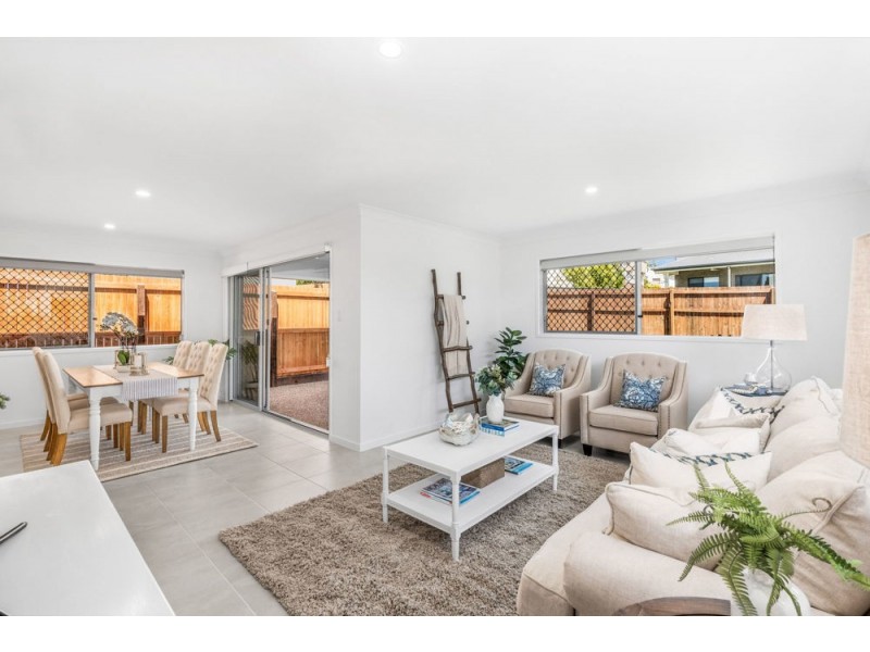 16 Radius Street, Wynnum QLD 4178