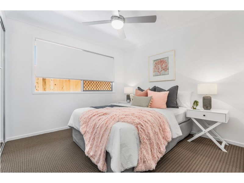 16 Radius Street, Wynnum QLD 4178