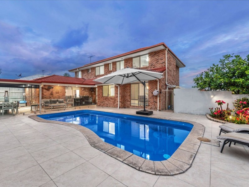4 McCormack Place, Wakerley QLD 4154